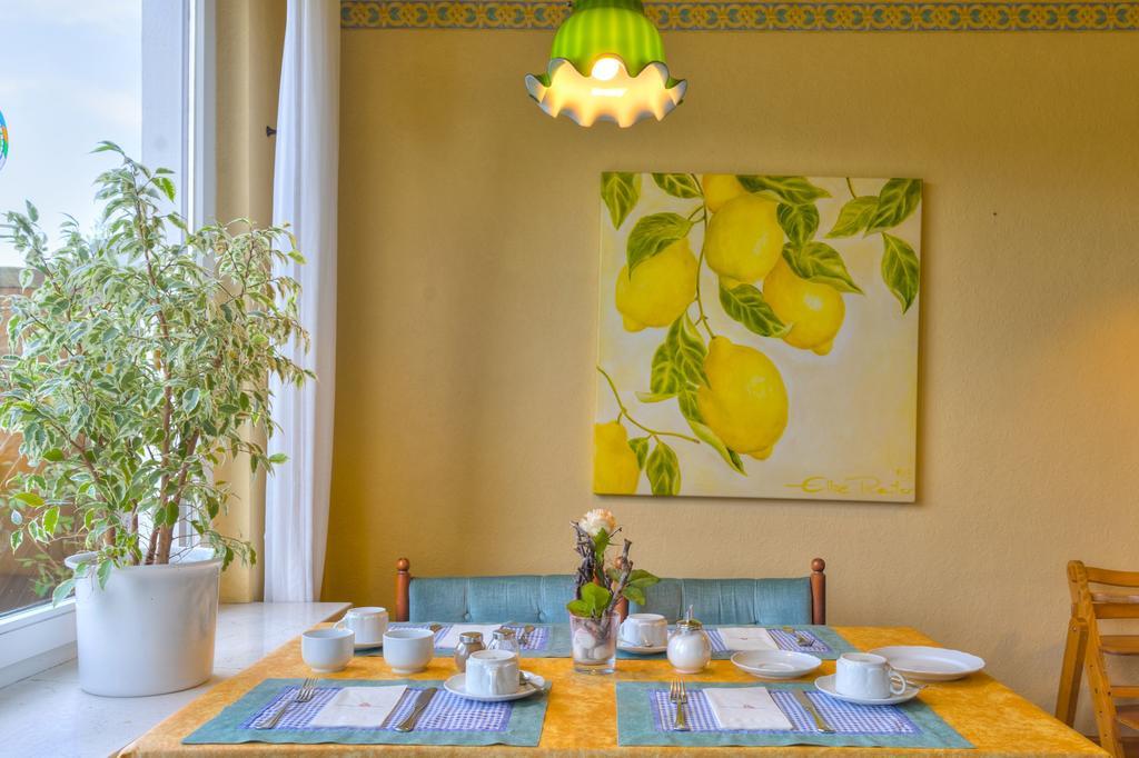 Hotel Morgensonne Garni Büsum Екстериор снимка